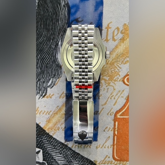 Men’s Luxury GMT Style Automatic Steel Watch Green/Black “Sprite” Colorway 41mm - Picture 4 of 4